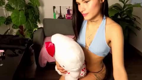 emily_rousse7 online show from January 2026 06:22:01 PM