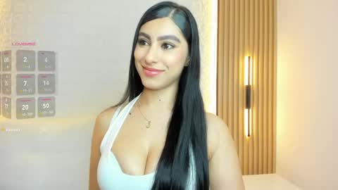 Snapshot of emily_roux chatting on May 2026 09:44:02 PM EMILY online show from May 2026 09:44:02 PM