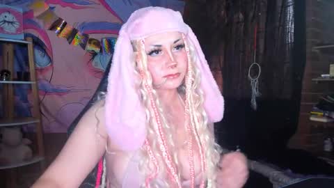 emily_salvatore online show from September 2025 07:08:02 PM