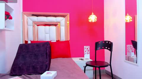 Snapshot of emily_sexy3 chatting on February 2025 11:16:02 AM Emily online show from February 2025 11:16:02 AM