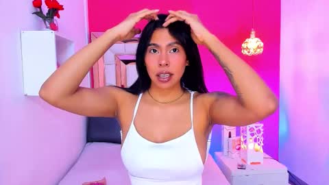 Snapshot of emily_sexy3 chatting on September 2025 11:32:01 AM Emily online show from September 2025 11:32:01 AM