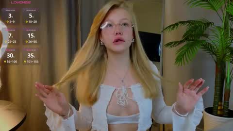 emily shepard online show from September 2025 02:25:01 AM