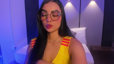 Snapshot of emily_tolson chatting on June 2026 07:26:02 PM emily_tolson online show from June 2026 07:26:02 PM