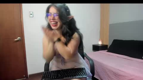  Vanesa  online show from April 2026 11:26:02 AM
