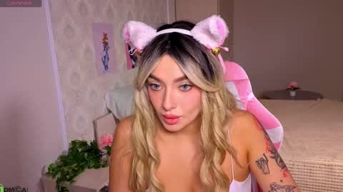 Emily online show from April 2026 09:15:02 AM