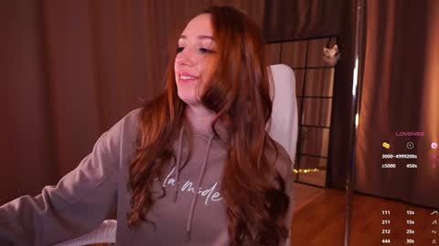 Lia online show from January 2025 08:13:02 AM