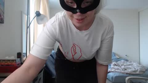 Emily online show from September 2025 05:24:01 PM