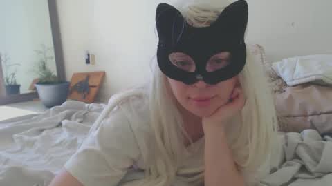 Emily online show from September 2025 08:11:02 PM