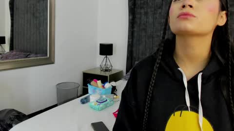 Snapshot of emilyandmarco_ chatting on May 2026 01:16:02 PM Emilyyy online show from May 2026 01:16:02 PM