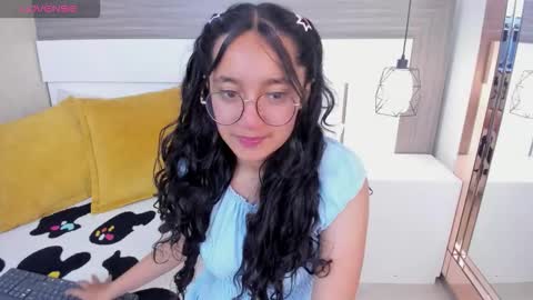 Snapshot of emilyblussh chatting on March 2026 07:44:01 PM Emily Bluush online show from March 2026 07:44:01 PM