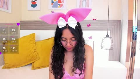 Snapshot of emilyblussh chatting on April 2026 07:26:02 PM Emily Bluush online show from April 2026 07:26:02 PM