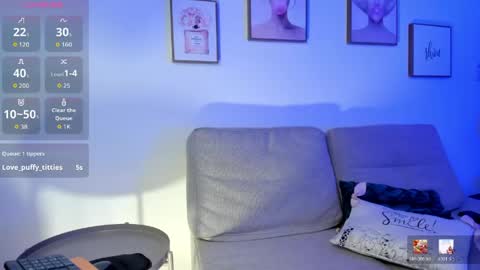Snapshot of emilydolly_ chatting on May 2026 04:04:02 PM Emily online show from May 2026 04:04:02 PM