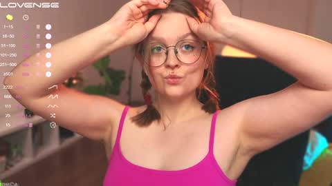 Emily  online show from December 2024 01:03:01 PM