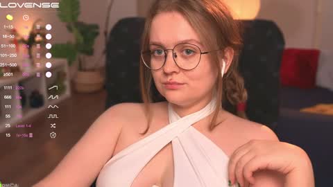 Emily  online show from December 2024 03:13:02 PM