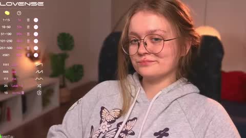 Emily  online show from February 2025 03:36:02 PM