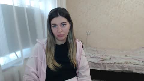 Snapshot of emilyfork chatting on April 2026 06:05:01 AM emilyfork online show from April 2026 06:05:01 AM