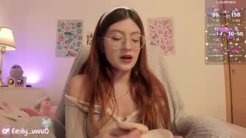 Snapshot of emilyincb1 chatting on July 2026 01:52:01 AM first stream May 5 ig online show from July 2026 01:52:01 AM
