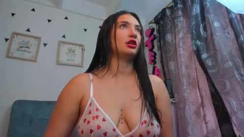 Snapshot of emilyjangcandy_ chatting on November 2025 04:50:01 PM Emily Jang online show from November 2025 04:50:01 PM