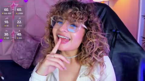 Emilyjonnes  online show from March 2026 08:37:01 PM