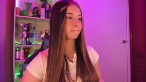 VALEEEN online show from December 2024 04:14:02 PM