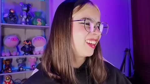 VALEEEN online show from September 2025 04:52:01 PM