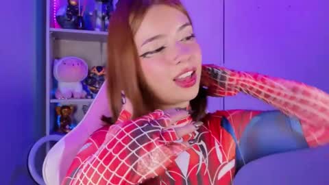 VALEEEN online show from December 2025 04:11:01 PM