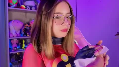 VALEEEN online show from February 2026 04:00:02 PM