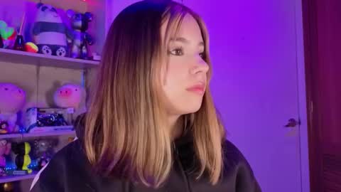 VALEEEN online show from February 2026 02:48:01 PM