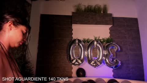 Snapshot of emilylittle chatting on January 2025 05:10:01 AM emmy i see you 6pm online show from January 2025 05:10:01 AM