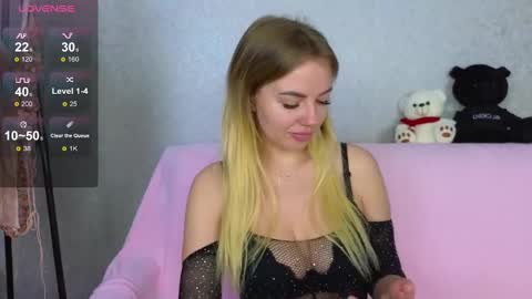 Emily Robbie online show from January 2025 06:37:02 PM