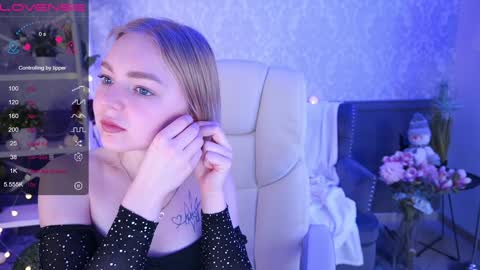Snapshot of emilysunshines chatting on December 2024 09:24:02 PM MY NAME IS Emily WELCOME EVERYONE I WILL BE HAPPY TO GIVE YOU WHAT YOU HAVE DREAMED OF FOR SO LONG online show from December 2024 09:24:02 PM