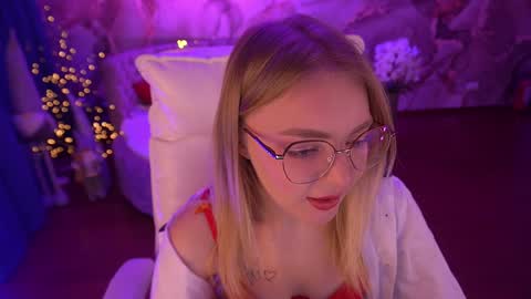 Snapshot of emilysunshines chatting on January 2025 03:34:02 AM MY NAME IS Emily WELCOME EVERYONE I WILL BE HAPPY TO GIVE YOU WHAT YOU HAVE DREAMED OF FOR SO LONG online show from January 2025 03:34:02 AM
