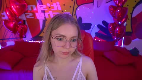 Snapshot of emilysunshines chatting on February 2025 11:19:02 PM MY NAME IS Emily WELCOME EVERYONE I WILL BE HAPPY TO GIVE YOU WHAT YOU HAVE DREAMED OF FOR SO LONG online show from February 2025 11:19:02 PM