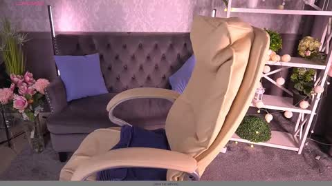 Snapshot of emilysunshines chatting on March 2025 09:59:01 PM MY NAME IS Emily WELCOME EVERYONE I WILL BE HAPPY TO GIVE YOU WHAT YOU HAVE DREAMED OF FOR SO LONG online show from March 2025 09:59:01 PM