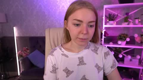 Snapshot of emilysunshines chatting on September 2025 06:26:01 AM MY NAME IS Emily WELCOME EVERYONE I WILL BE HAPPY TO GIVE YOU WHAT YOU HAVE DREAMED OF FOR SO LONG online show from September 2025 06:26:01 AM