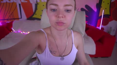 Snapshot of emilysunshines chatting on October 2025 08:56:01 AM MY NAME IS Emily WELCOME EVERYONE I WILL BE HAPPY TO GIVE YOU WHAT YOU HAVE DREAMED OF FOR SO LONG online show from October 2025 08:56:01 AM