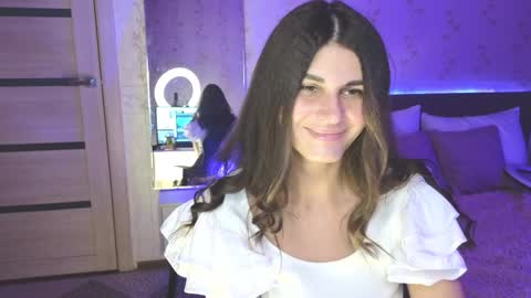 Emily online show from December 2024 08:22:01 AM