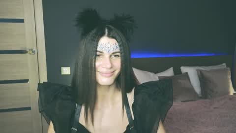 Emily online show from February 2025 08:02:02 AM