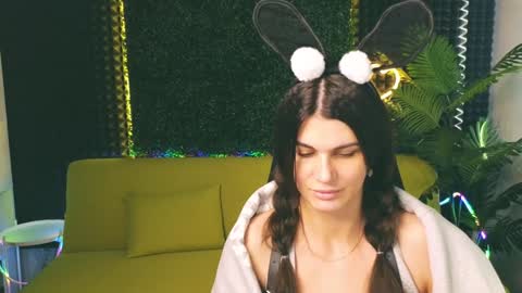 Emily online show from February 2025 04:37:01 AM