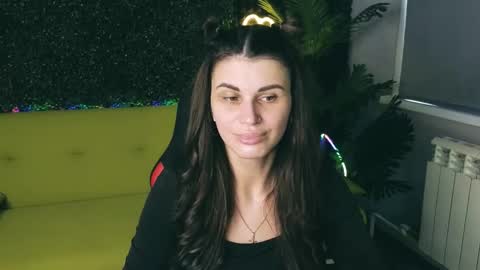 Emily online show from February 2025 04:16:02 AM