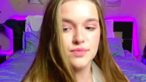 Snapshot of emilywhisperawesome chatting on April 2026 09:41:02 PM emilywhisperawesome online show from April 2026 09:41:02 PM