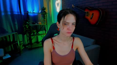 Snapshot of emilywiled chatting on December 2024 06:10:01 AM Emily online show from December 2024 06:10:01 AM