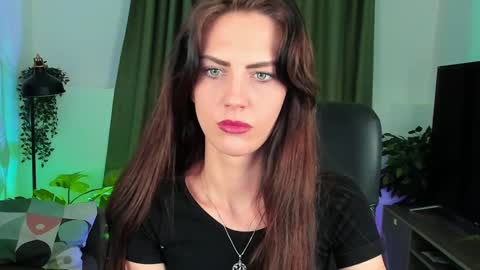 Snapshot of emilywiled chatting on January 2025 09:19:02 AM Emily online show from January 2025 09:19:02 AM