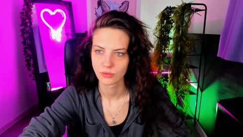 Snapshot of emilywiled chatting on January 2025 05:40:02 AM Emily online show from January 2025 05:40:02 AM