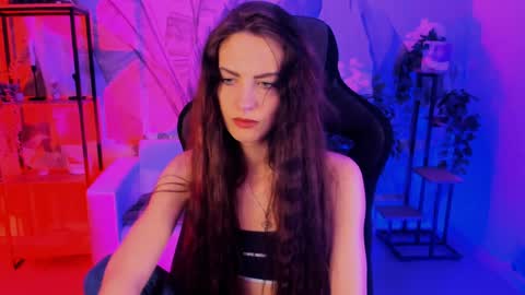Snapshot of emilywiled chatting on January 2025 08:11:02 AM Emily online show from January 2025 08:11:02 AM