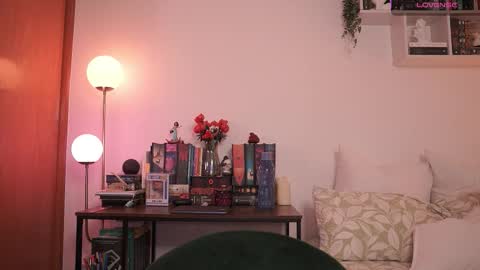 Snapshot of emilyxrose_ chatting on October 2025 06:12:01 PM IG thickemmsss online show from October 2025 06:12:01 PM