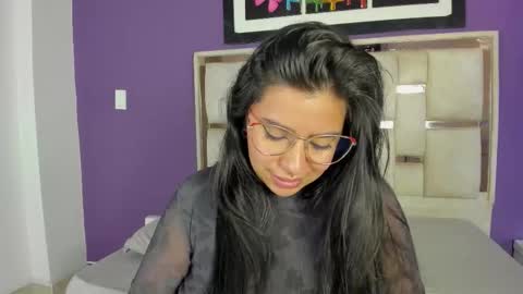 emilyy_cooperr online show from March 2026 12:11:01 PM