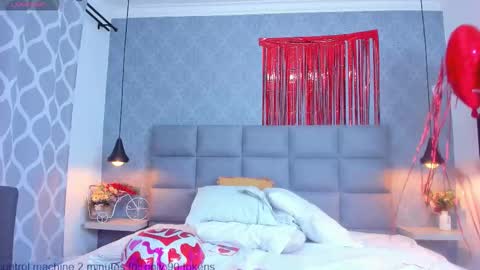 emilyy_r online show from February 2026 07:10:02 PM