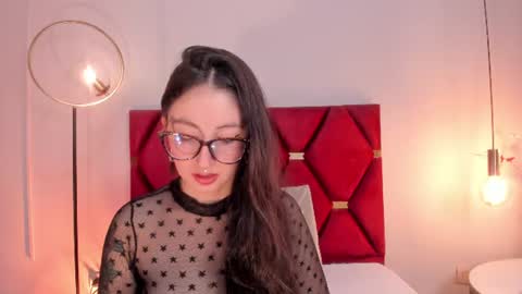 Snapshot of emilyywatson chatting on July 2026 10:59:02 PM Emilyy Watson online show from July 2026 10:59:02 PM