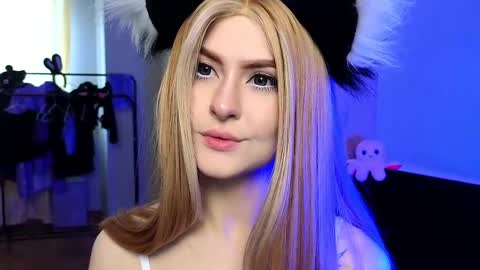 emimiy online show from February 2025 05:49:02 AM